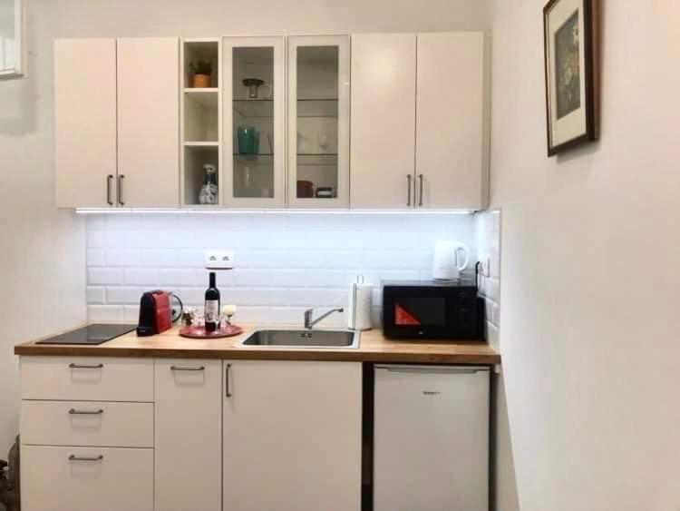 Nick'S Apartment-Spacious, Central And Quiet, By Margit Bridge Budapest Kültér fotó